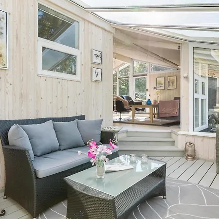 Dom wakacyjny Pet Friendly In With Wifi